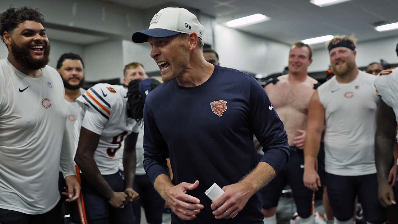 Postgame locker room speech vs. Panthers | Chicago Bears