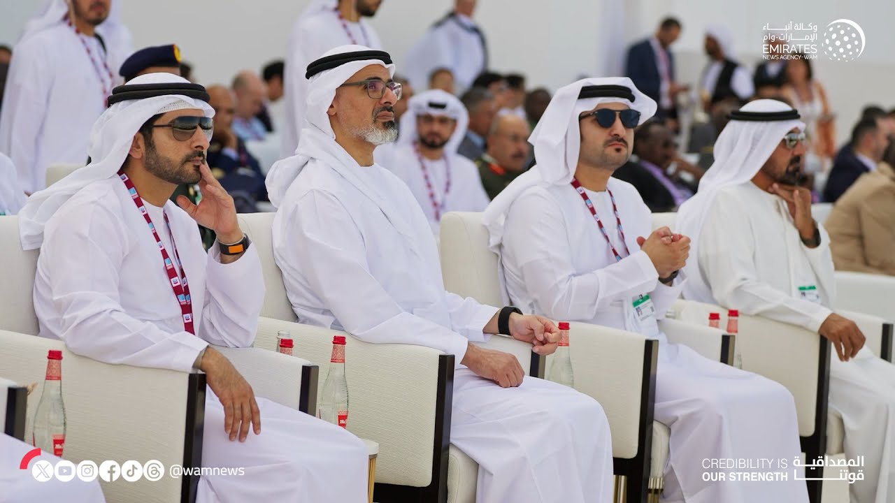 خالد بن محمد بن زايد و حمدان بن محمد يستقبلان الوفود المشاركة بمعرض دبي للطيران 2023