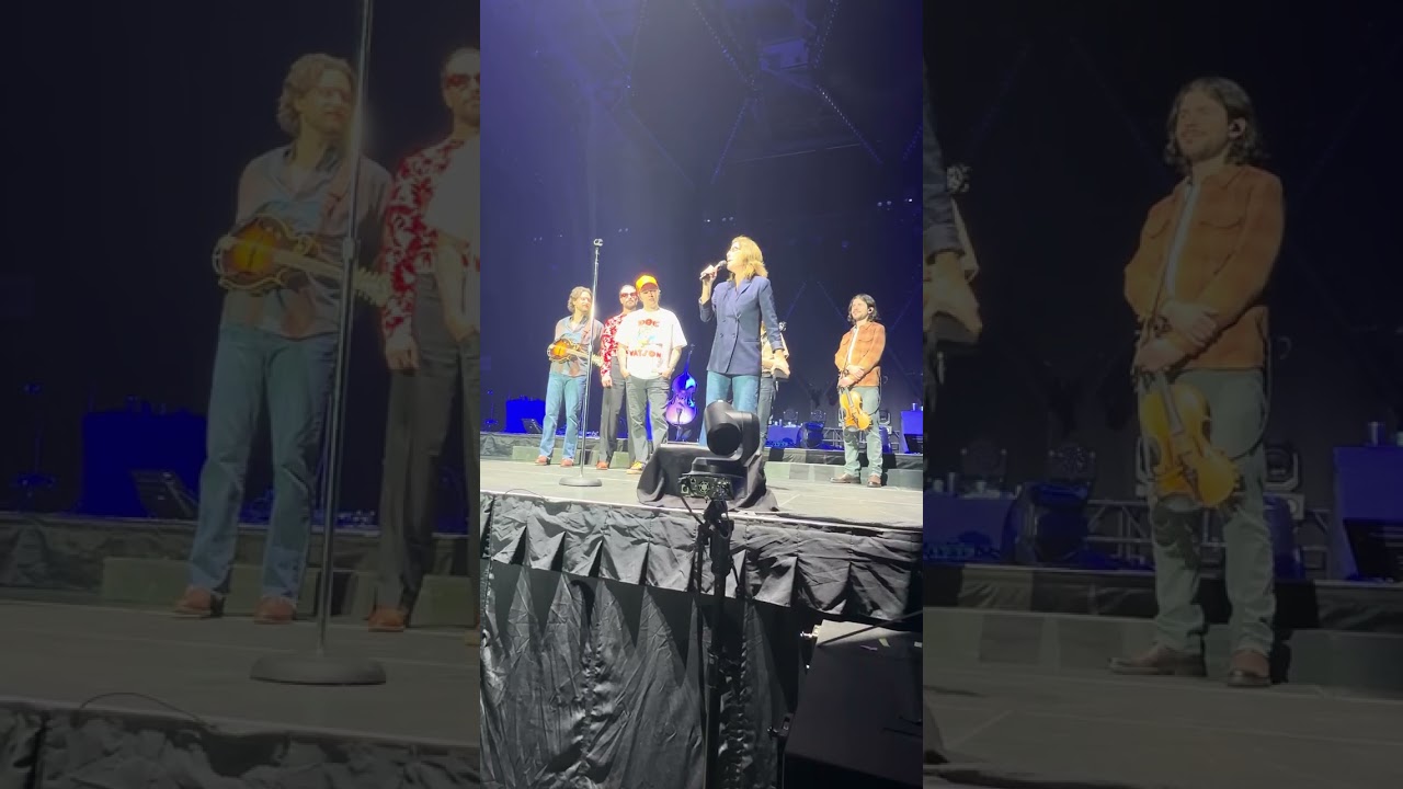 Billy Strings receives key to the city of Asheville NC :2/14/2026