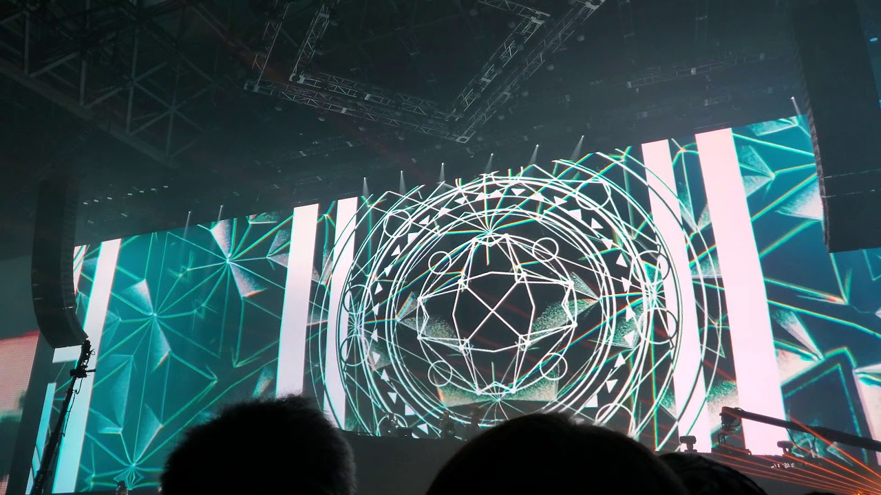BABYMETAL - Brand New Day - 20200125@MAKUHARI