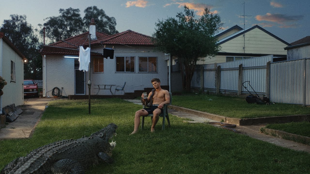 Bonds, Made for Down Under &ndash; z udziałem Roberta Irwina