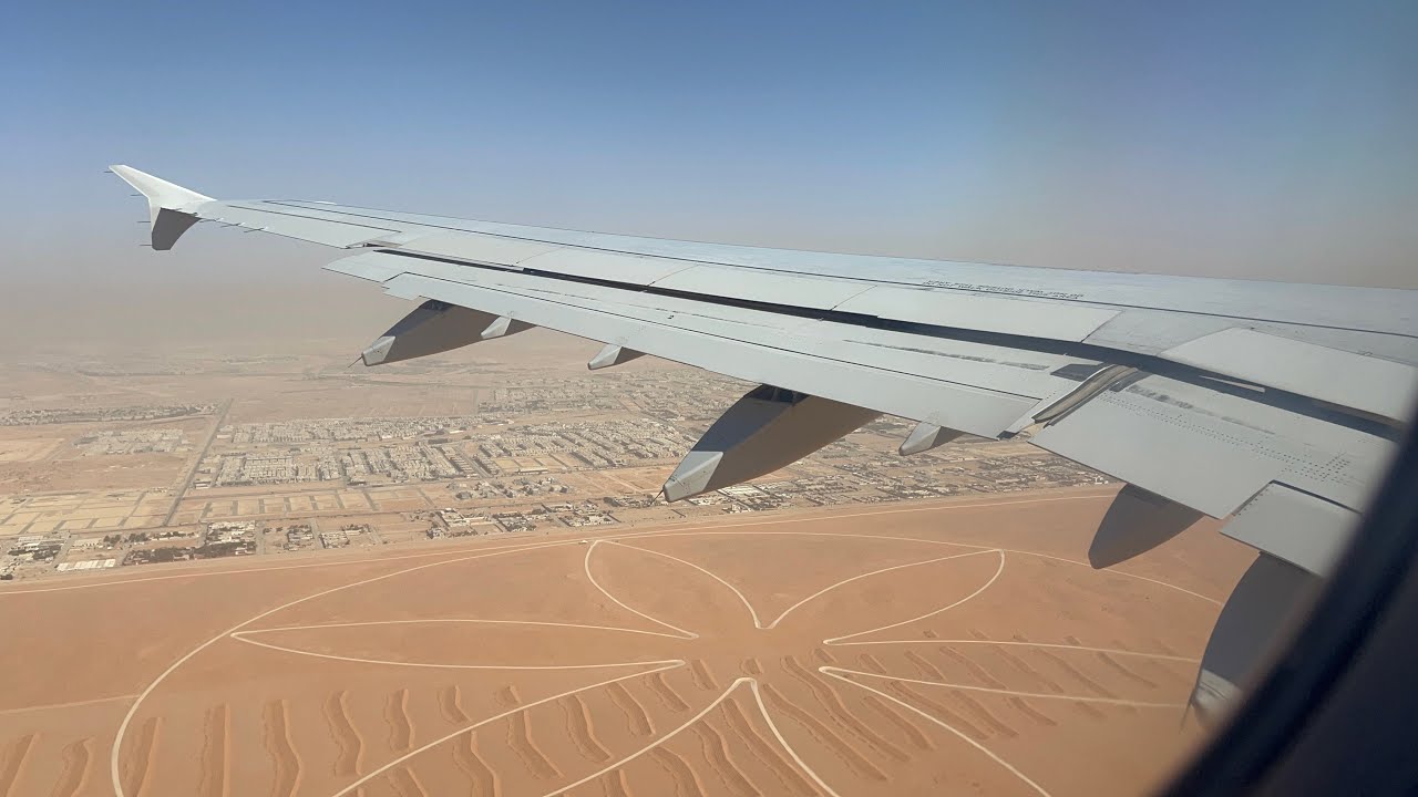 Saudia Airbus A320 Takeoff from Riyadh Airport | إقلاع طائرة الخطوط السعودية A320 من مطار الرياض