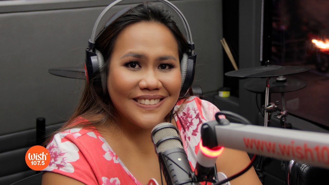 Bituin Escalante performs 
