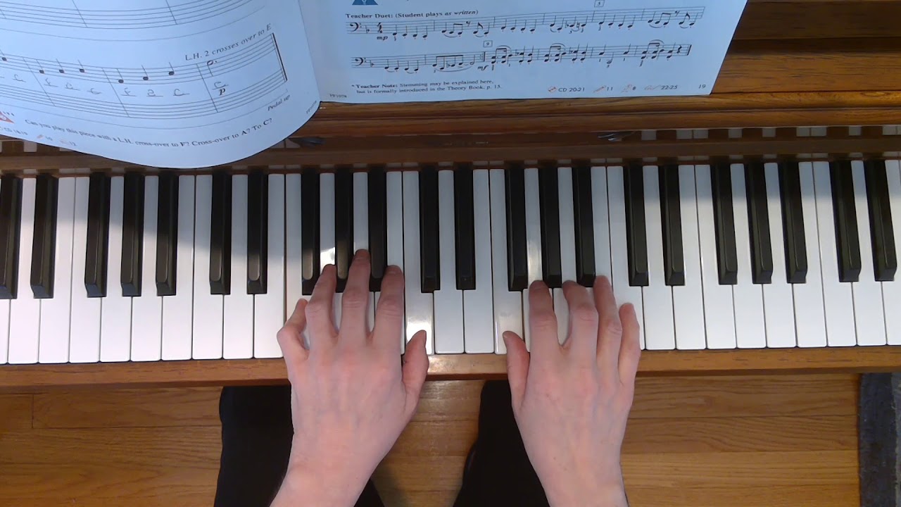 Half Time Show - Piano Adventures, учебник для уровня 1