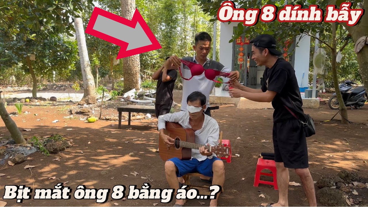 Ông 8 Già dính chưởng Thầy 7 Lé
