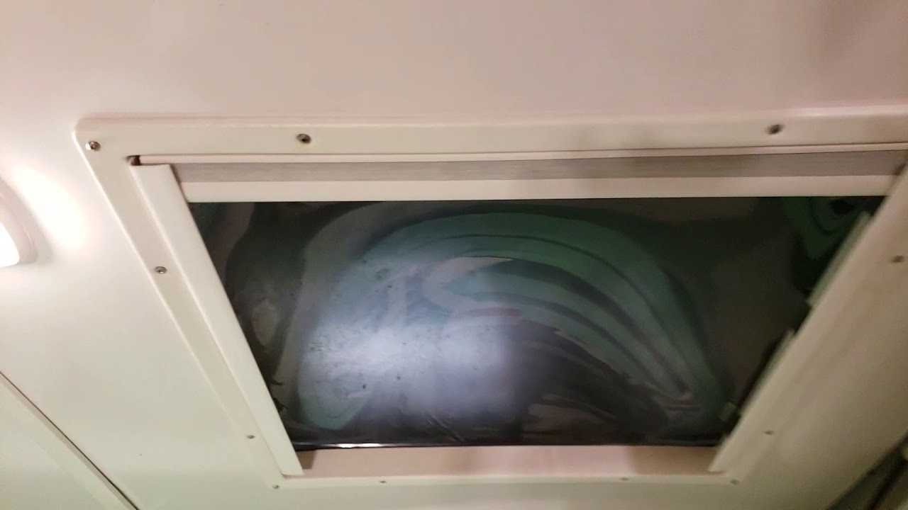 Aliner Makeover and Repairs: DIY Window Blind 9/8/18
