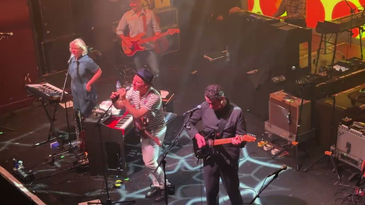 Belle and Sebastian - Another Sunny Day - Birmingam O2 Insitute (July 2023)