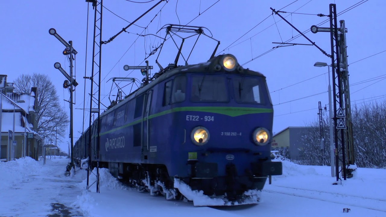 ET22-934 z mieszańcem rusza z Moniek (Rp1)