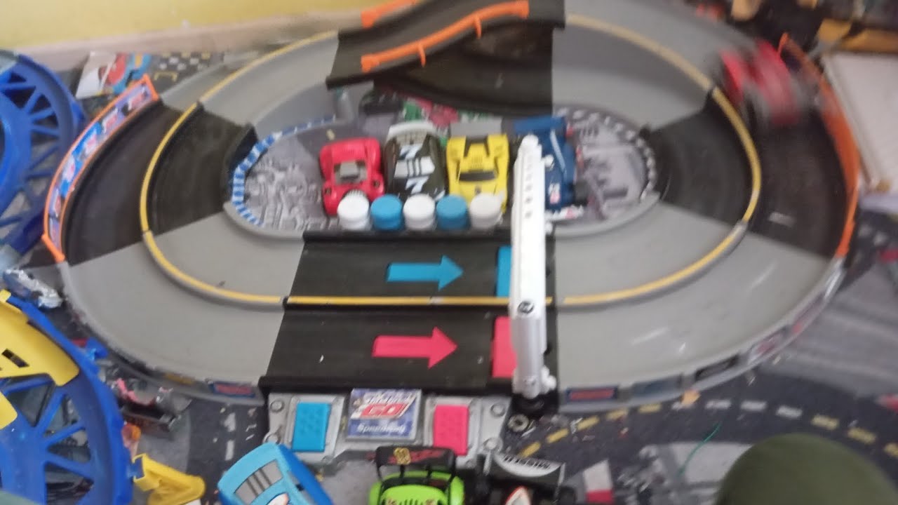 Shake N Go Racers Speedway