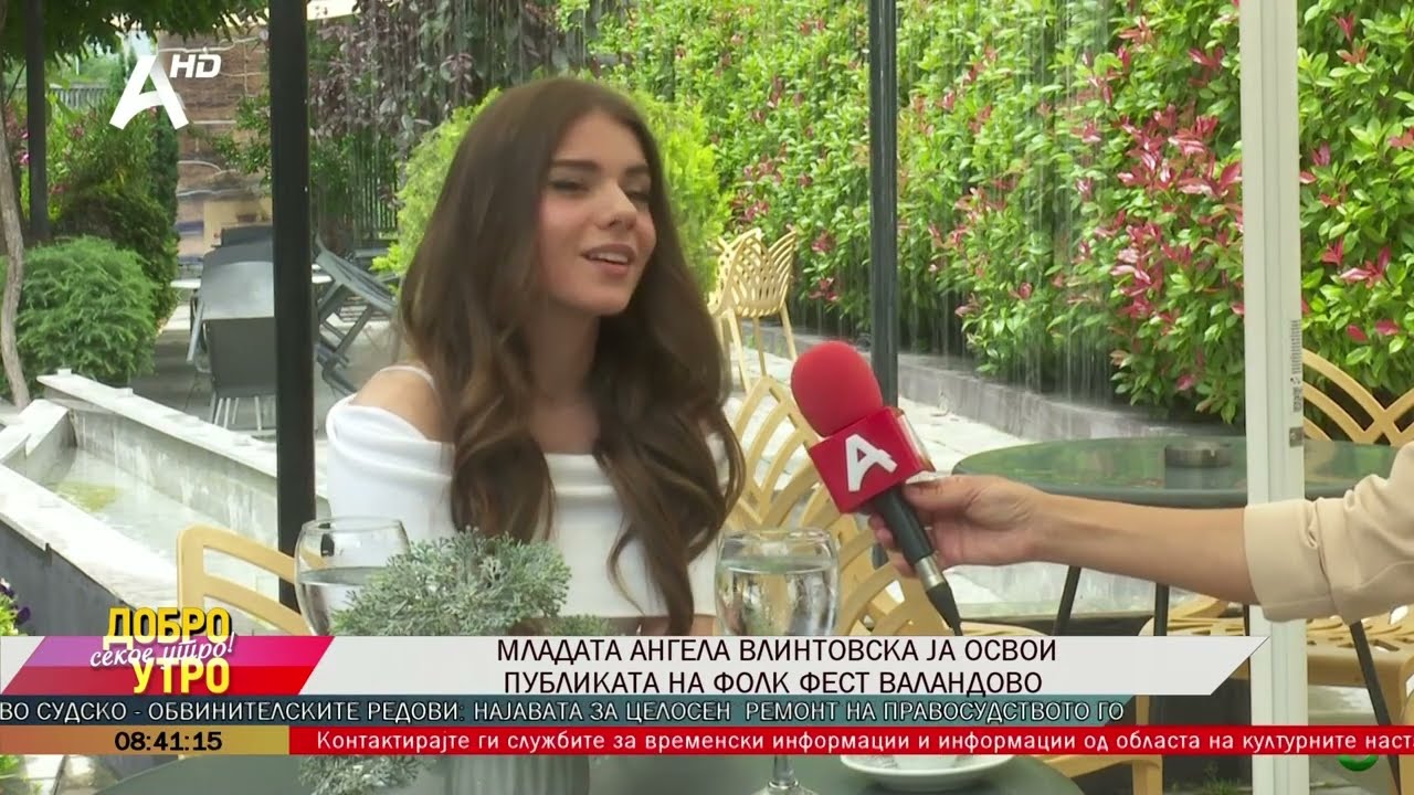 Младата Ангела Влинтовска ја освои публиката на Фолк Фест Валандово