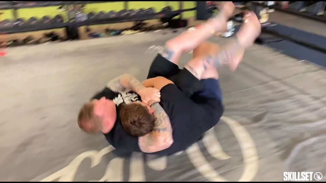 How To Defend the Schoolyard Headlock During a Fight