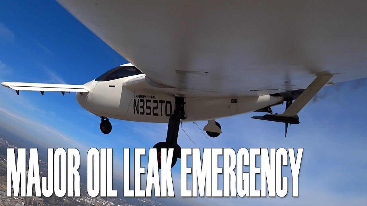 Major Oil Leak Emergency 5 miles from the Airport! - Can I make it back?