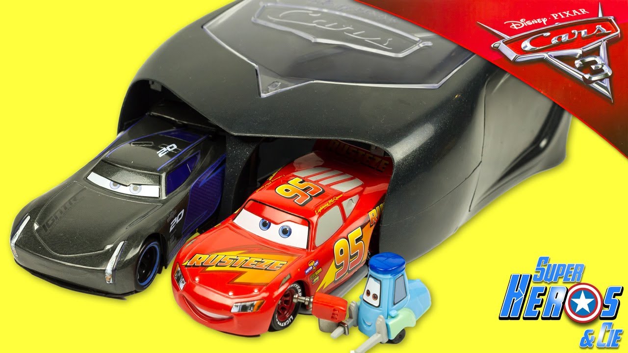 Disney CARS 3 Lanceur Pit Crew Jackson Storm Flash McQueen Disneystore Jouet Toy Review Launcher