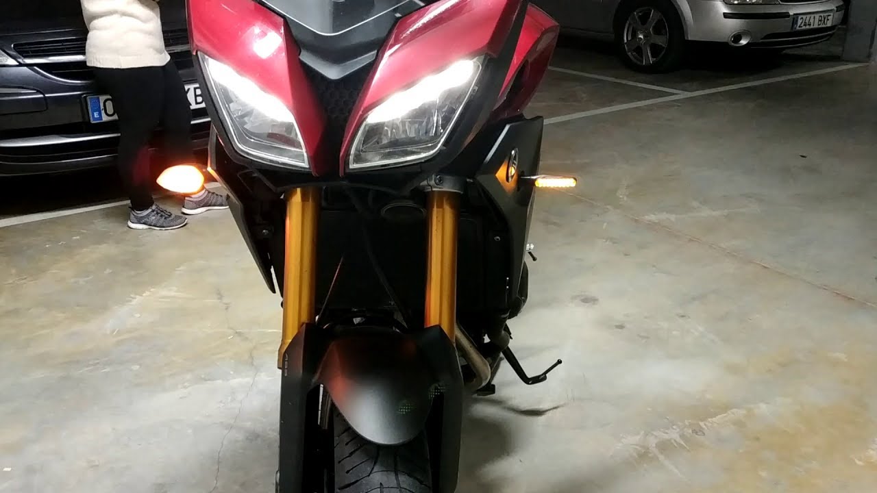 Substituir intermitentes led secuencial yamaha mt-09 tracer 2016 blinkers