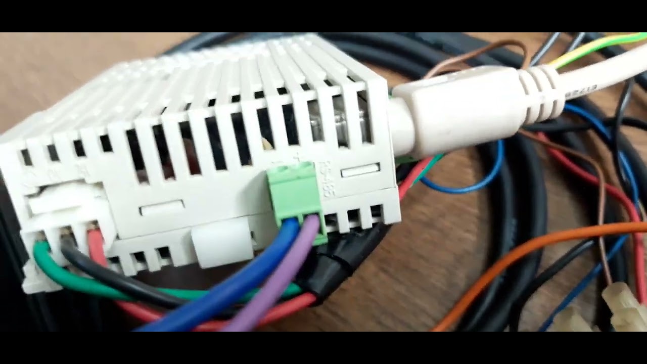 شرح عملي لكل تفاصيل ضبط شاشة دلتا والتواصل بجهاز PLC..