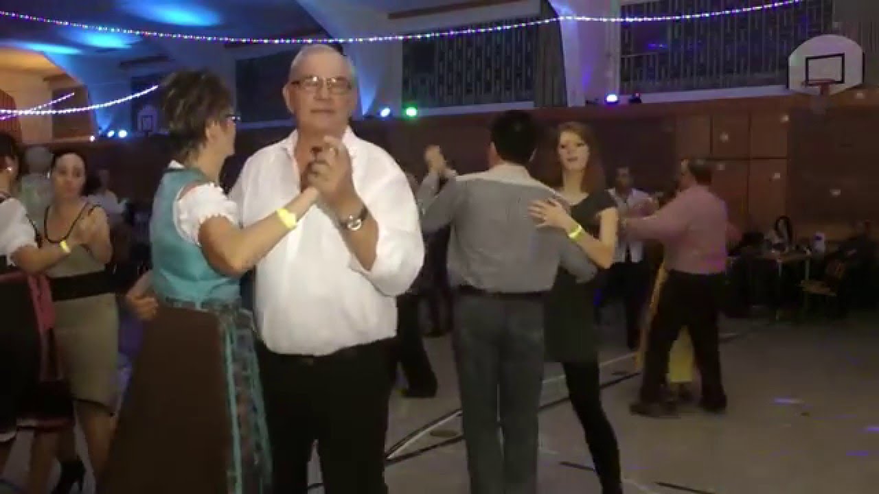 Dirndl- und Lederhosenball der Siebenbürger Partyfreunde 2015