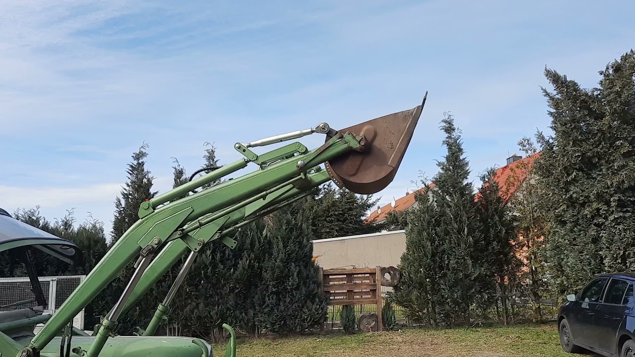 Hydraulische Gerätebetätigung Fendt Farmer 2 an Stoll Frontlader