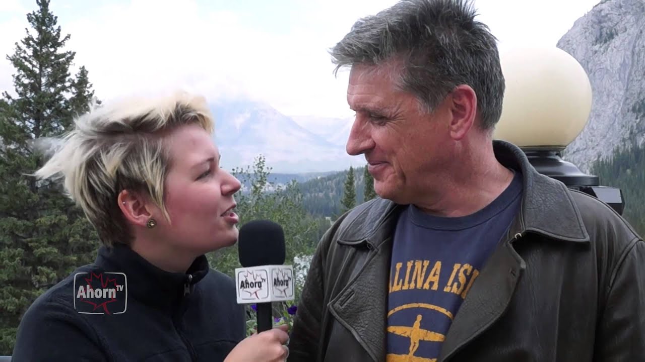 AhornTV - Craig Ferguson (Uncut Interview)