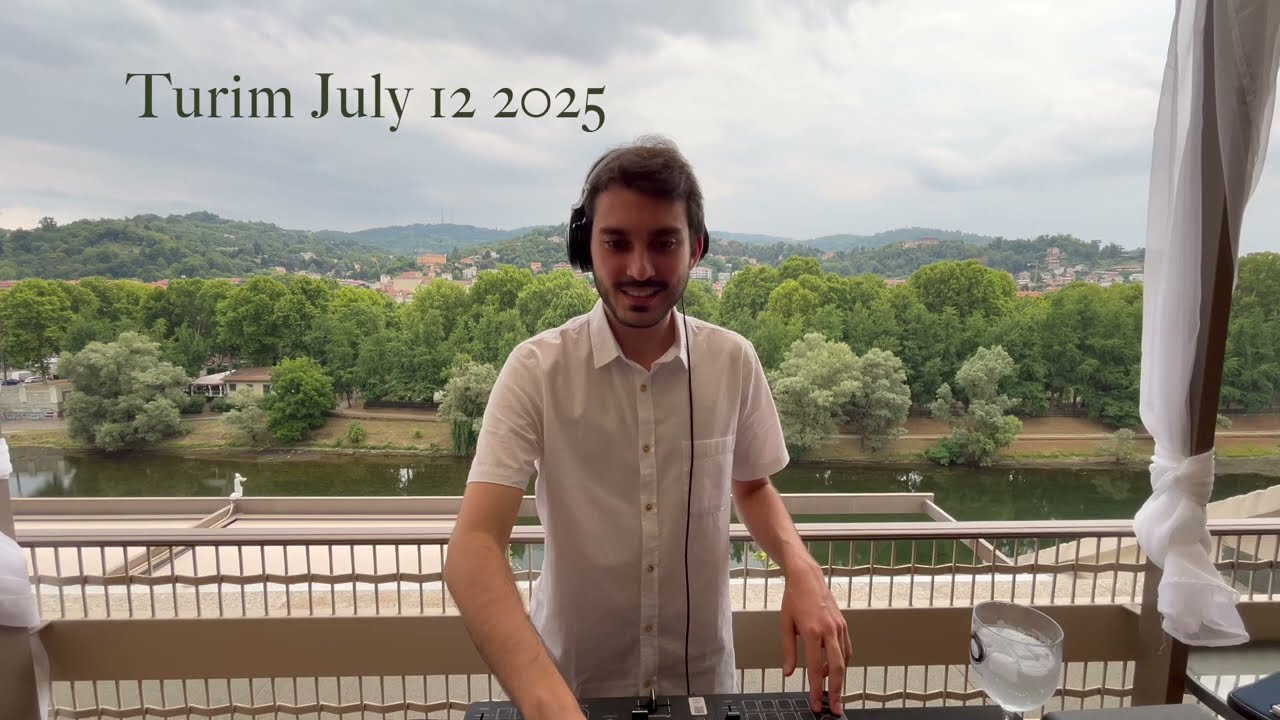 Warmup Set - My First Ever Recorded DJ Set - Live from Turin, Italy 🇮🇹