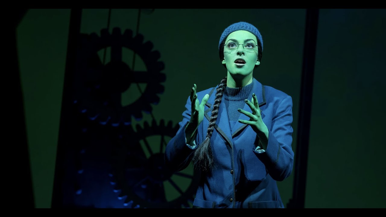 Talia Suskauer giving the best The Wizard and I I've ever heard