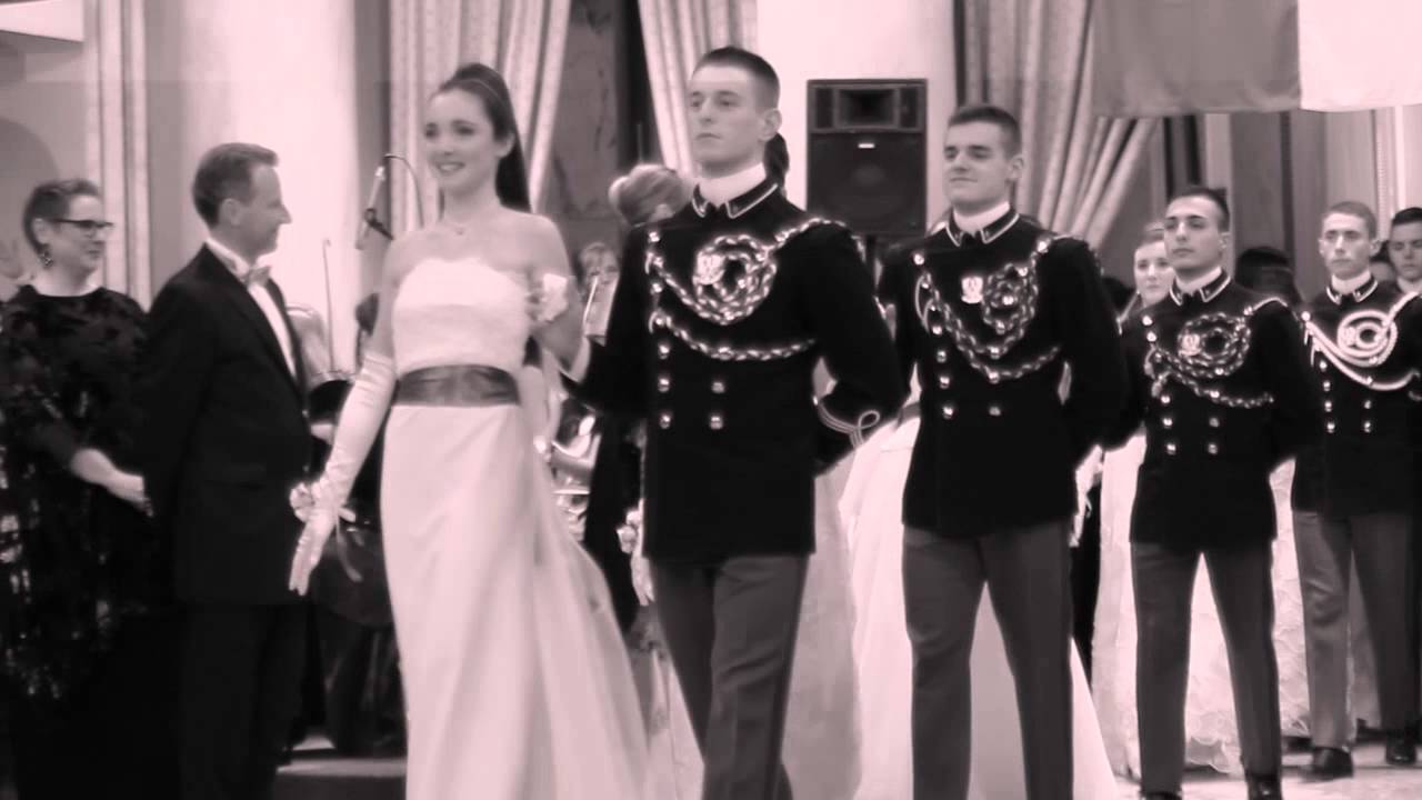 LVFASHIONBOOK PRESENTS  &bdquo;Alles Walzer&ldquo;   Austria Italia Club.