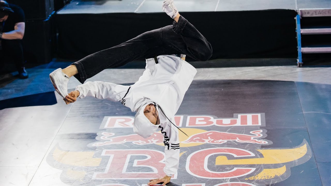 Alexandr vs Silver Max | Red Bull BC One Cypher Kazakhstan 2022