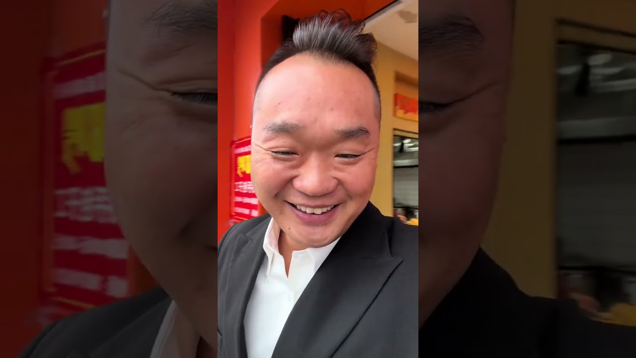 下雨天忙碌的上午结束，连杰午点上半份卤肉，喝二两吃麻酱羊汤烩面真得劲#vlog日常