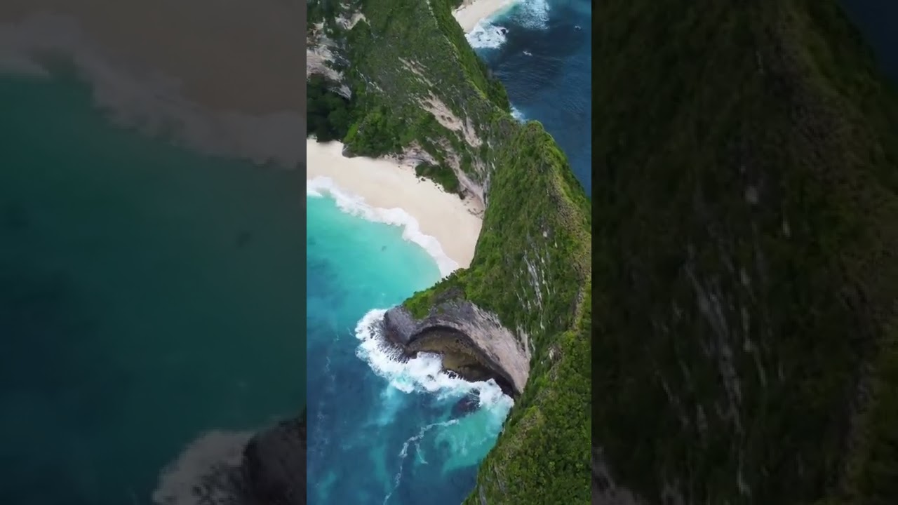 Kelingking Beach | Bali | Indonesia 🇮🇩 #shorts #youtube #beach #bali #indonesia