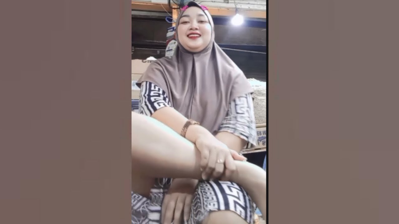 Sibuk jualan beras di pasar soreh