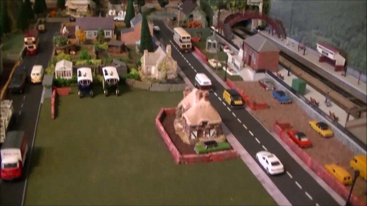 Mike's SouthWest model railway.                              New Layout build 4.