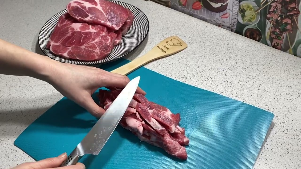 Ovako spremljeno meso vaši gosti DEFINITIVNO NIKAD nisu jeli‼️Najbolji recept za vrhunski gulas