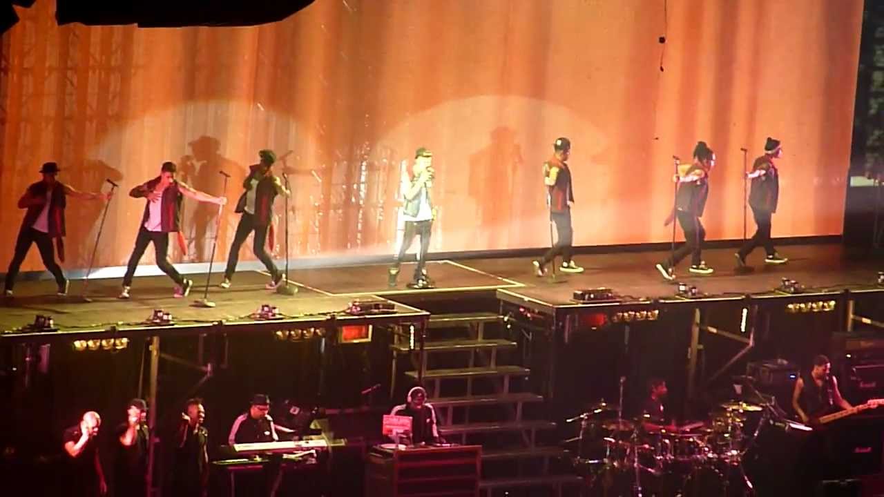 #BELIEVETOUR - DIE IN YOUR ARMS - Barcelona (Palau St. Jordi) 16/3/13