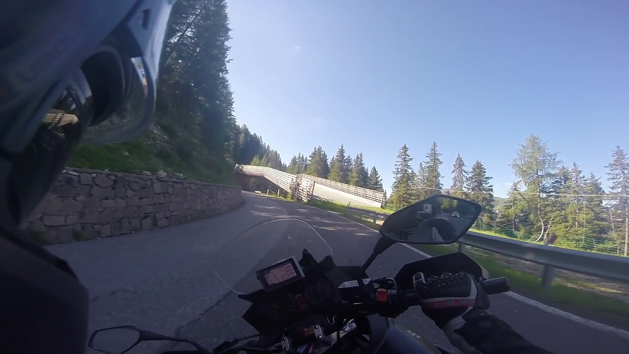 Pordoi Pass / Passo Pordoi Suzuki DL650 V-Strom