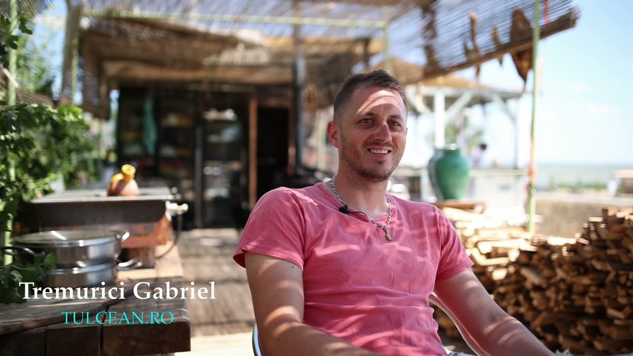 Un peste proaspat pe malul lacului - Taverna Le GaFish din Sarichioi si Gabriel Tremurici
