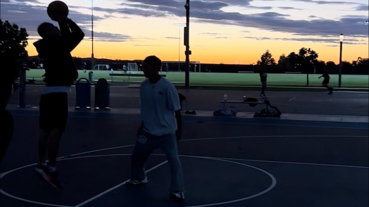 夕阳晚霞 打篮球！