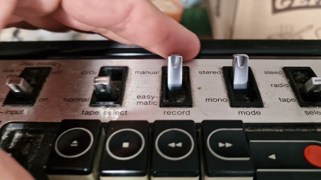 Was die VU-Meter von diesem Gerät für eine Funktion haben. 