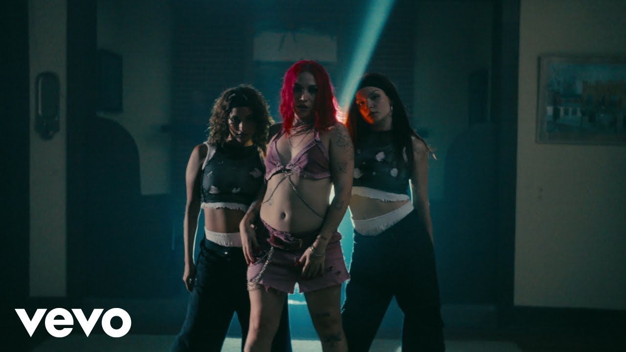 Nashy-Nashai, Roxxee - Lista de Espera (Official Video)