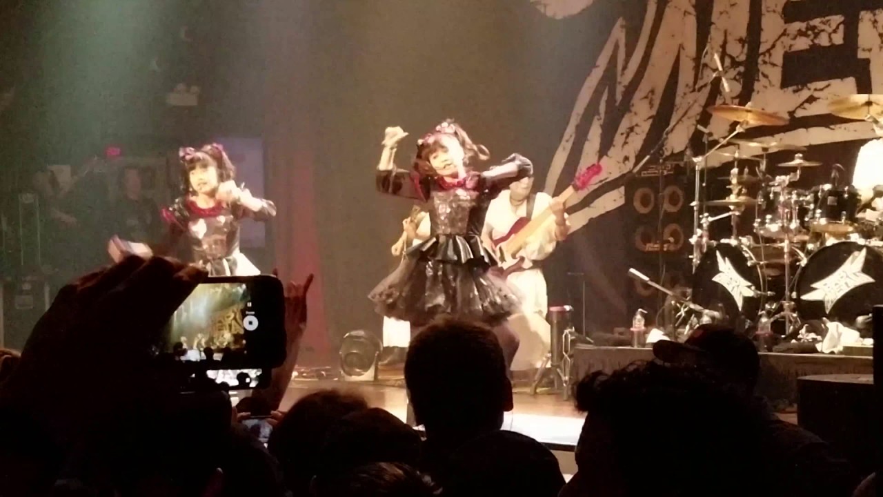 BABYMETAL GJ LIVE IN HOUSE OF BLUES IN CHICAGO FANCAM COMPILATION