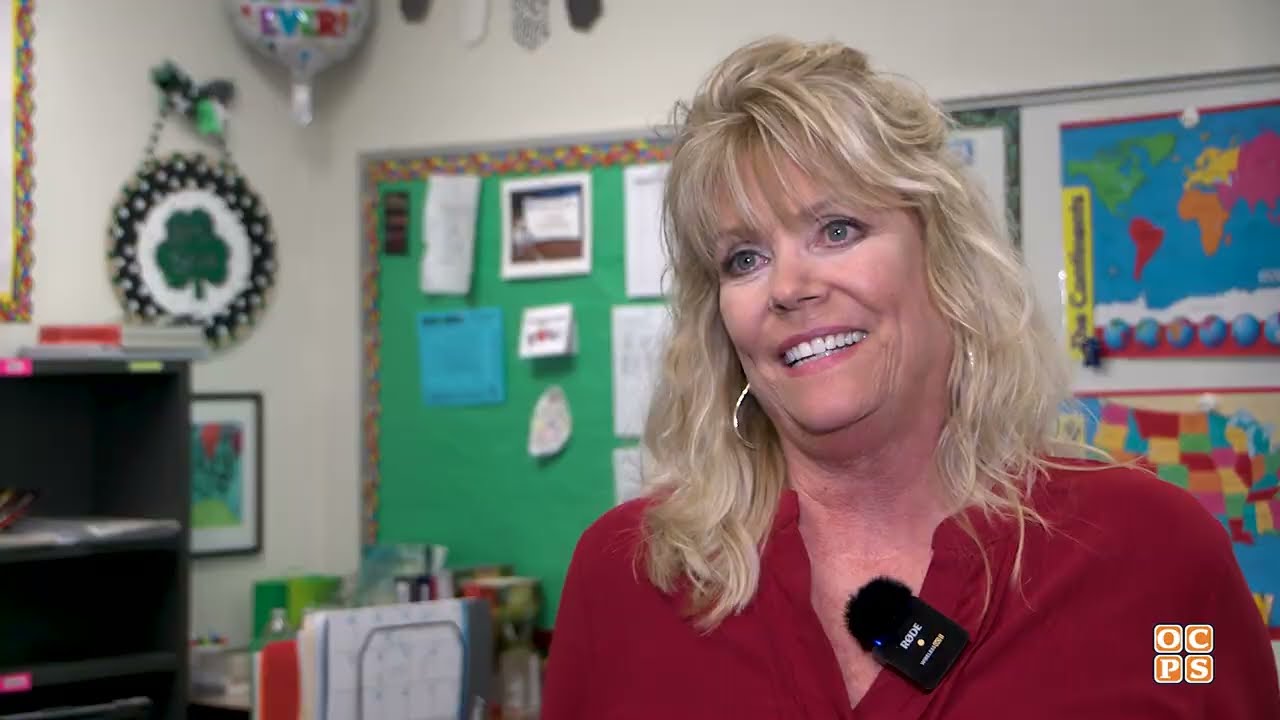 Teacher retiring after 40 years gets special surprise from students