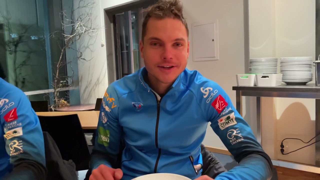 Après course! Accueil chaleureux du petit jeune! Vidéo sans filtre.
