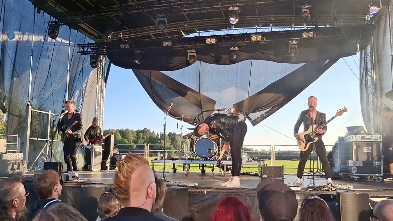 Royal Republic Getting Along live at CoolHead LIVE 2025