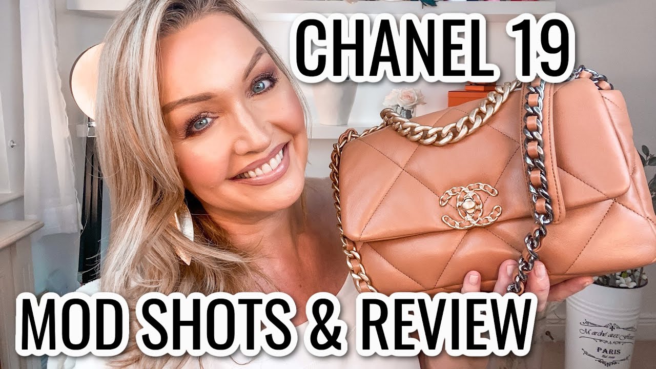 CHANEL 19 SMALL -  21P FULL REVIEW AND MODSHOTS