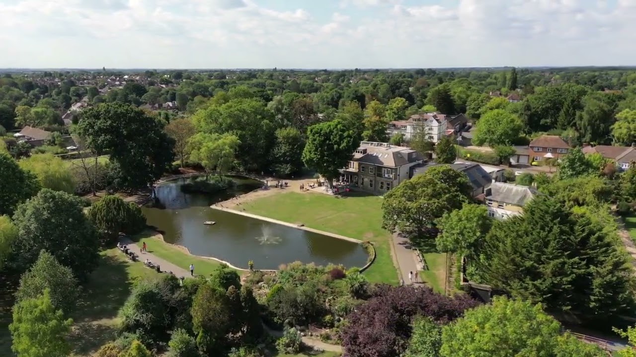 Pinner Memorial Park, London
