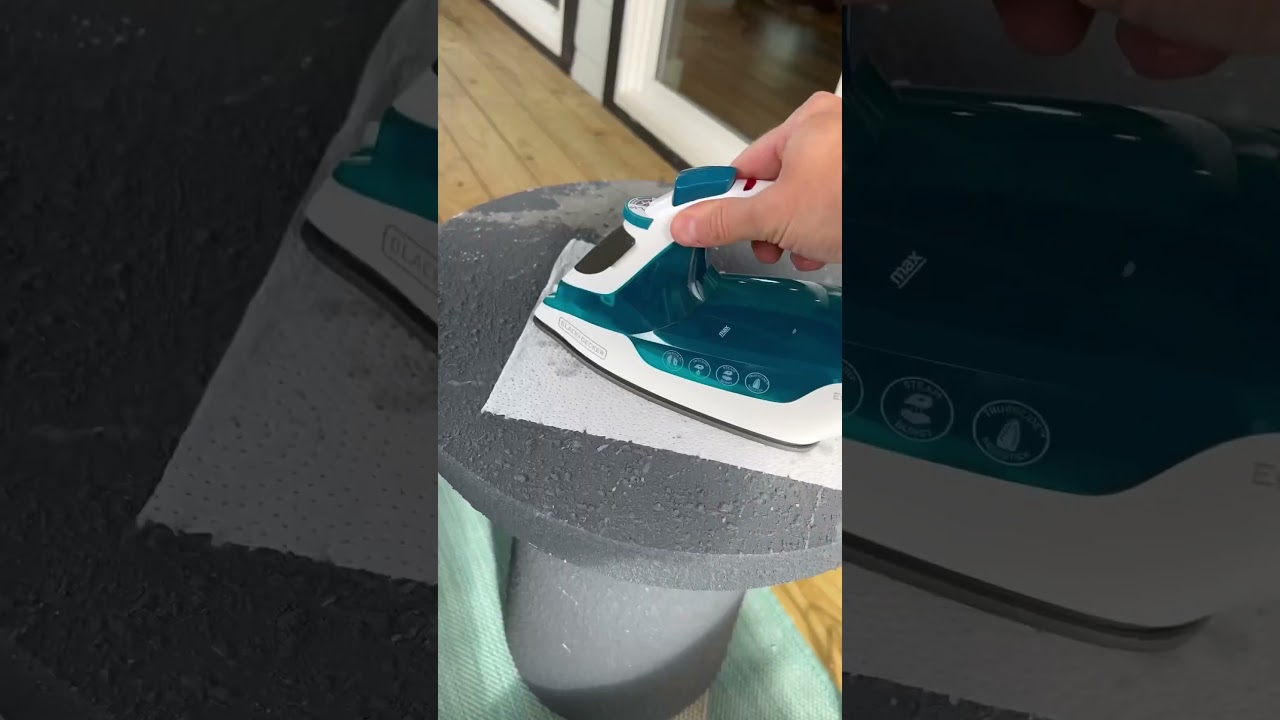 Candle Wax HACK! Best way to clean 🙌🏻 #wax #candle #clean #diy #howto