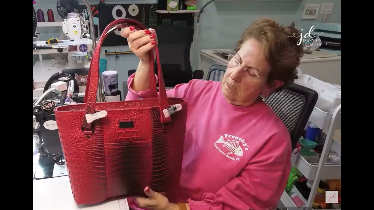 No Longer Live - Jeannie's Designs is Going Live Let's finish sewing up the Julie Tote Bag