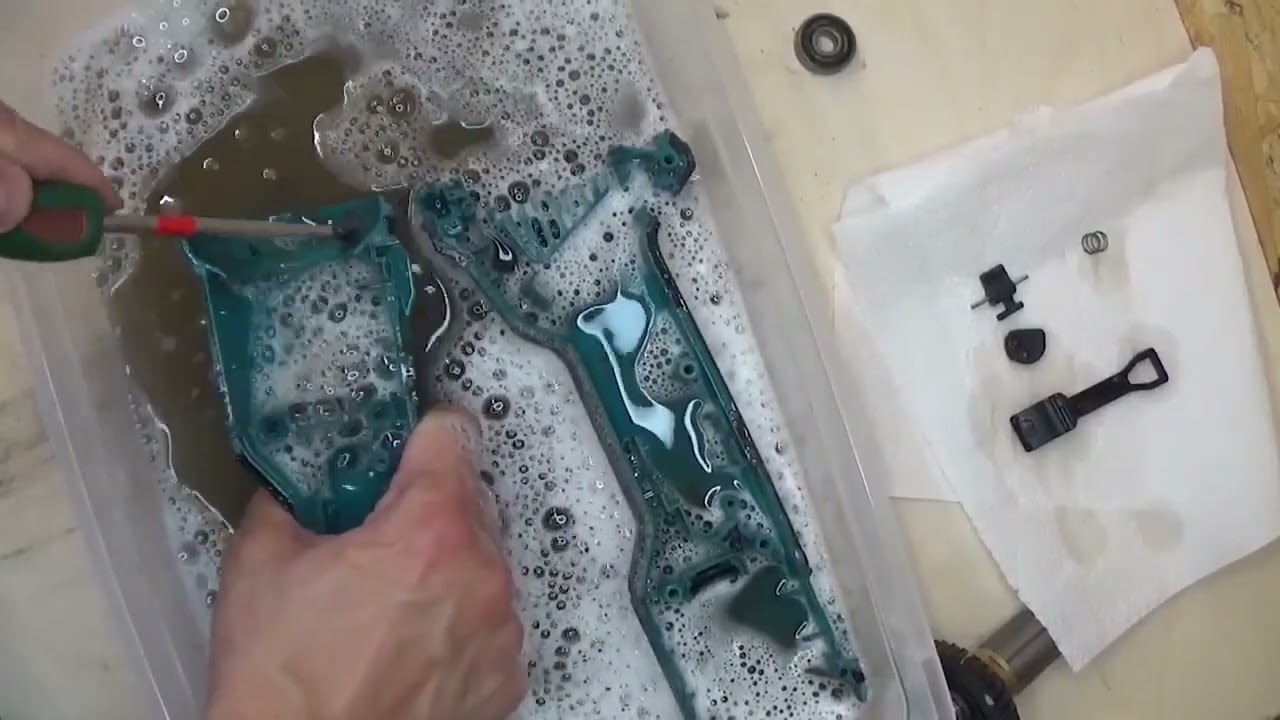 Аккумуляторная бесщеточная угловая шлифовальная машина Makita DGA504 18V Бесщеточный  ремонт