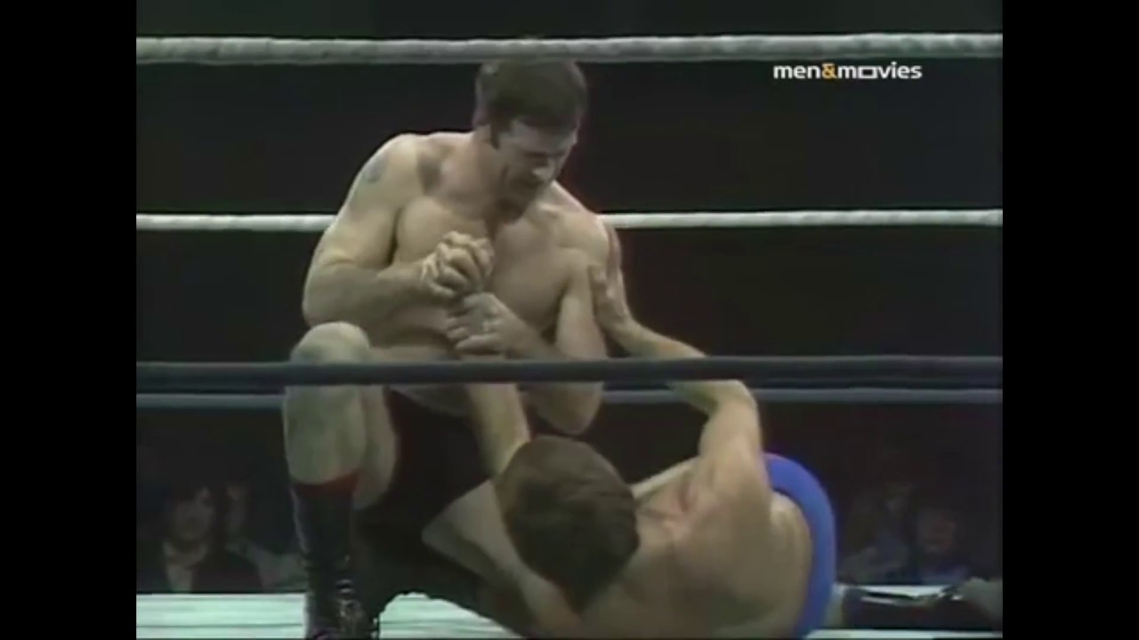 Johnny Saint Vs Bob Anthony