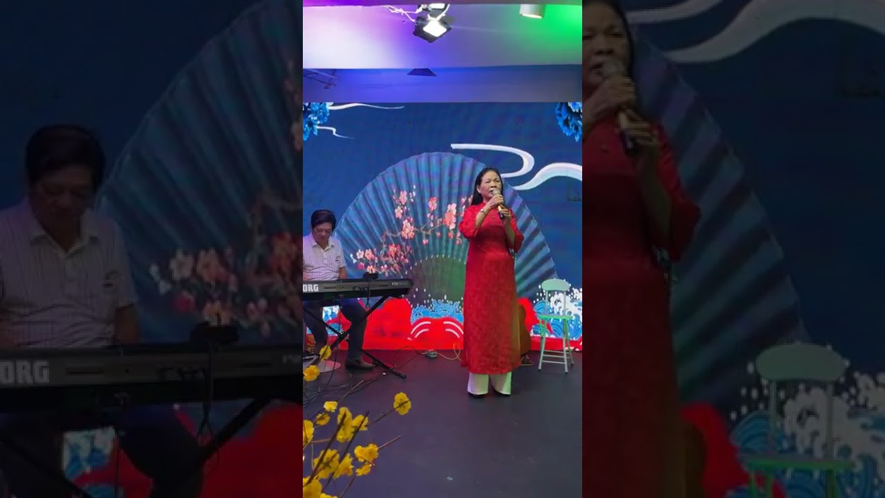 Mùa xuân đó có em