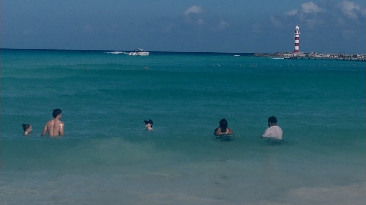 Playa Caracol Cancún México en vivo
