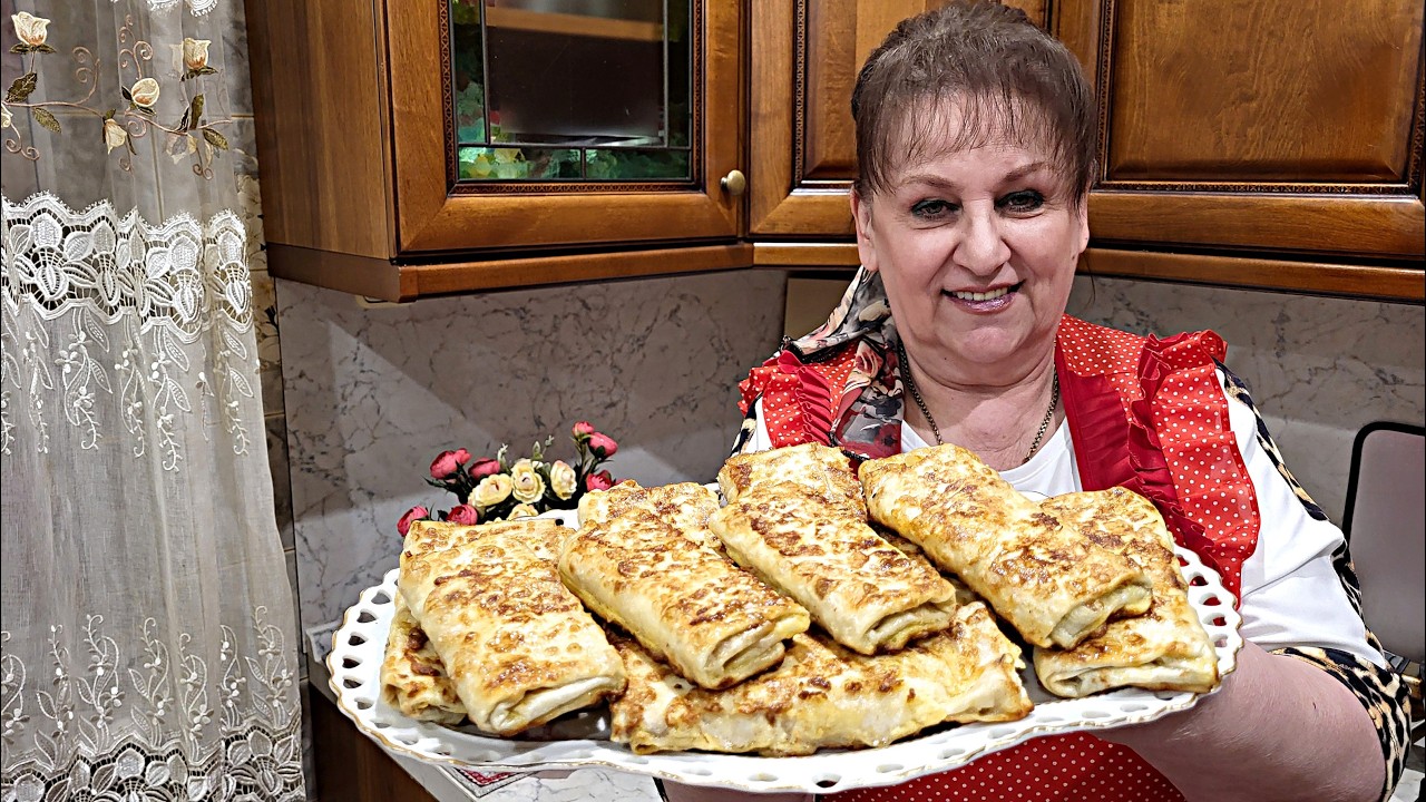 Вкусняшка из тонкого лаваша за считанные минуты! Начинка может быть любой.
